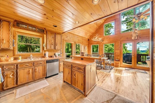 160 Fawn Pl, Smithville, TN 37166