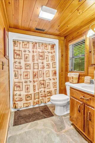 160 Fawn Pl, Smithville, TN 37166