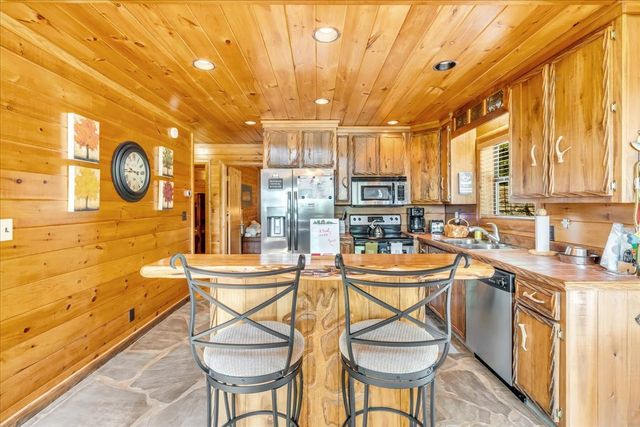 160 Fawn Pl, Smithville, TN 37166
