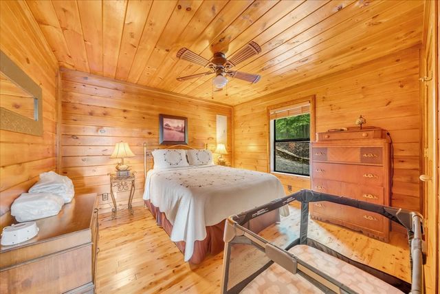 160 Fawn Pl, Smithville, TN 37166