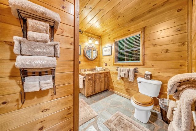 160 Fawn Pl, Smithville, TN 37166