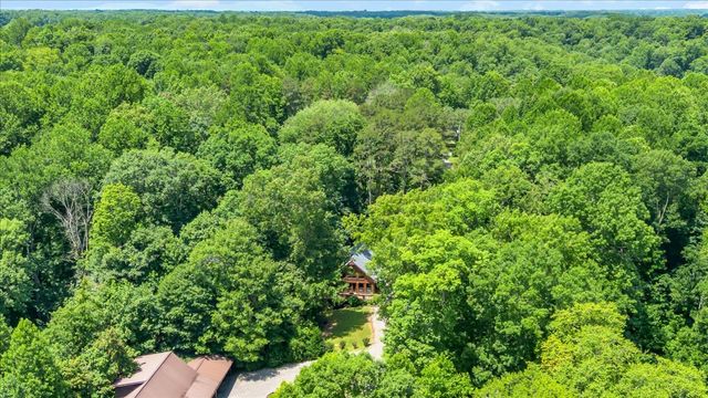 160 Fawn Pl, Smithville, TN 37166