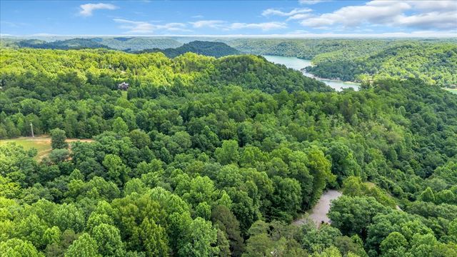 160 Fawn Pl, Smithville, TN 37166