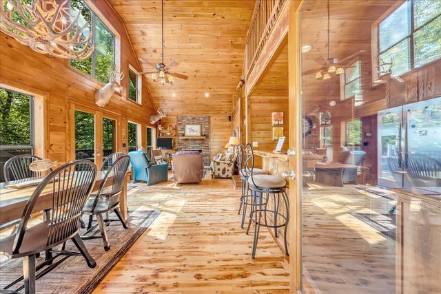 160 Fawn Pl, Smithville, TN 37166