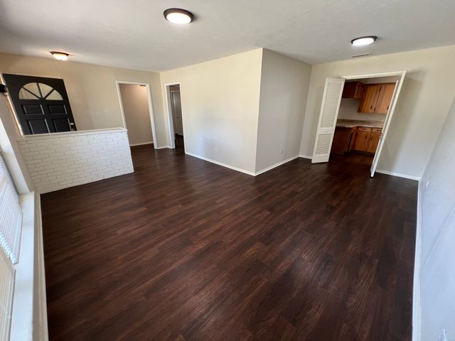 313 Nottingham Drive, Irving, TX 75061