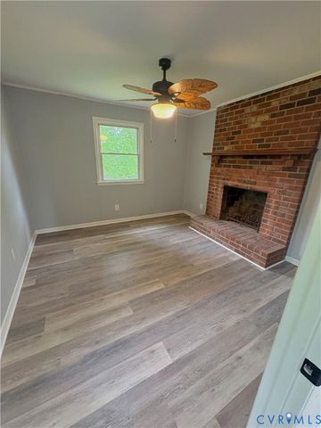 2207 Johnson St, Hopewell, VA 23860