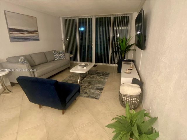 2501 S Ocean Dr 1002, Hollywood, FL 33019