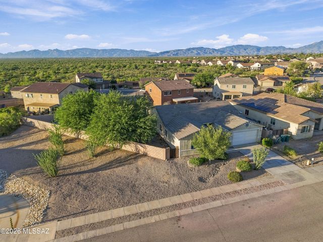 446 W Charles L Mckay Street, Vail, AZ 85641