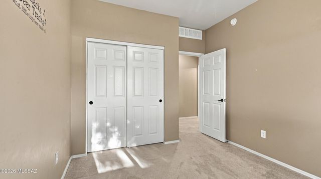 446 W Charles L Mckay Street, Vail, AZ 85641