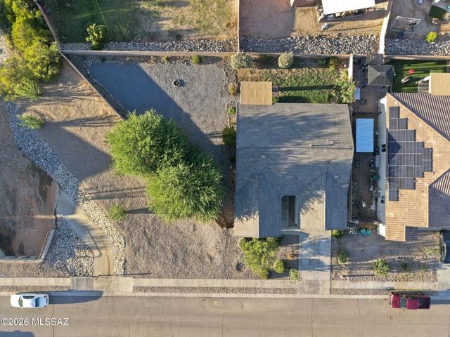 446 W Charles L Mckay Street, Vail, AZ 85641