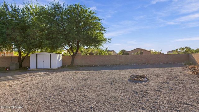 446 W Charles L Mckay Street, Vail, AZ 85641