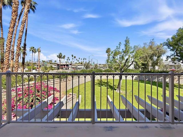 500 S Farrell Drive J64, Palm Springs, CA 92262