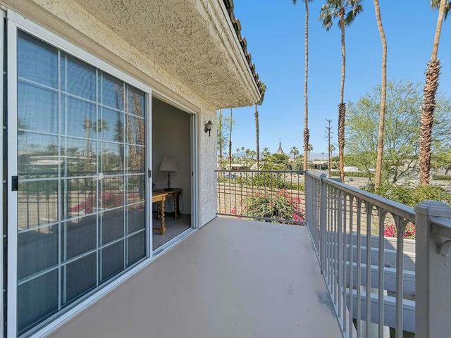 500 S Farrell Drive J64, Palm Springs, CA 92262