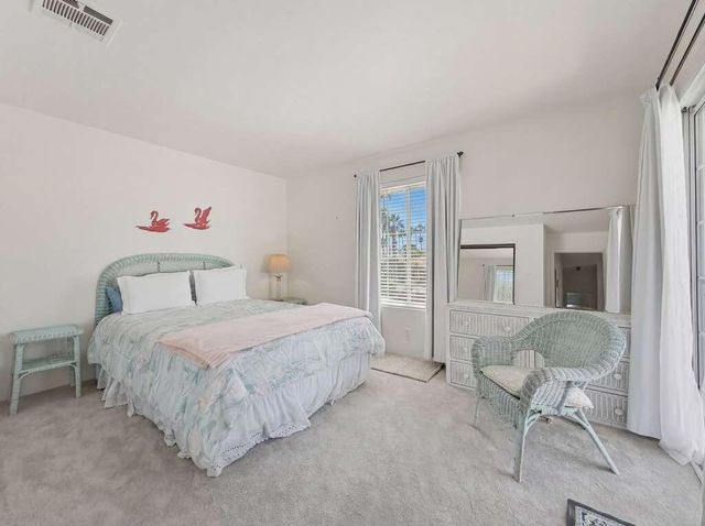 500 S Farrell Drive J64, Palm Springs, CA 92262