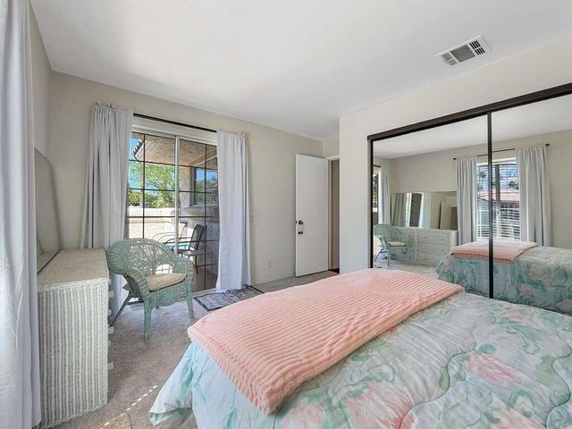 500 S Farrell Drive J64, Palm Springs, CA 92262