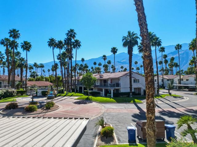 500 S Farrell Drive J64, Palm Springs, CA 92262