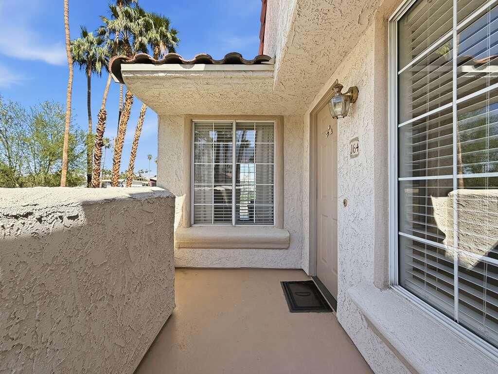 Image 28 of property listing at 500 S Farrell Drive J64, Palm Springs, CA 92262