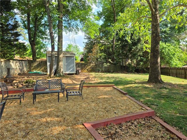 2076 Anderson Drive SE, Smyrna, GA 30080