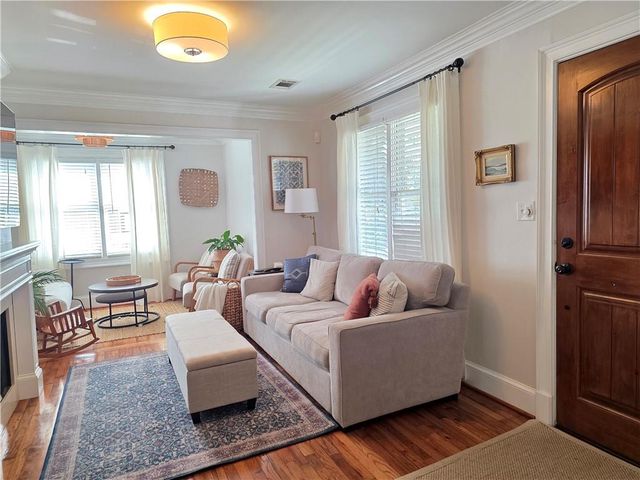 2076 Anderson Drive SE, Smyrna, GA 30080