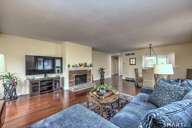 407 Montauk Lane B, Stratford, CT 06614
