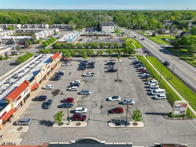 8331 N Wayne Road, Westland, MI 48185