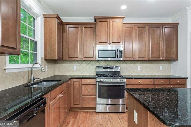 5678 Coopers Glen Court SW, Mableton, GA 30126