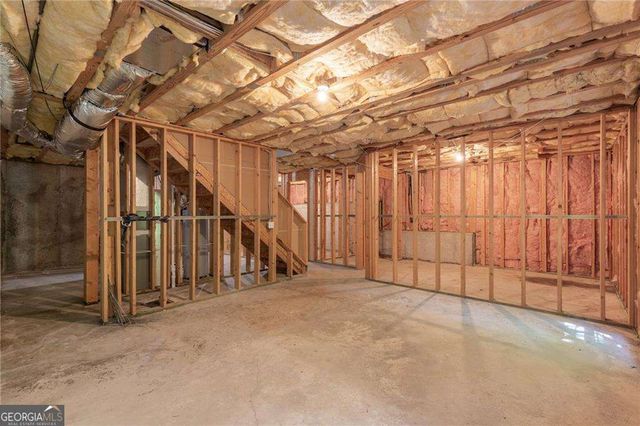 5678 Coopers Glen Court SW, Mableton, GA 30126