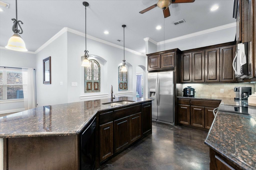 4509 Mariner Drive, Rowlett, TX 75088