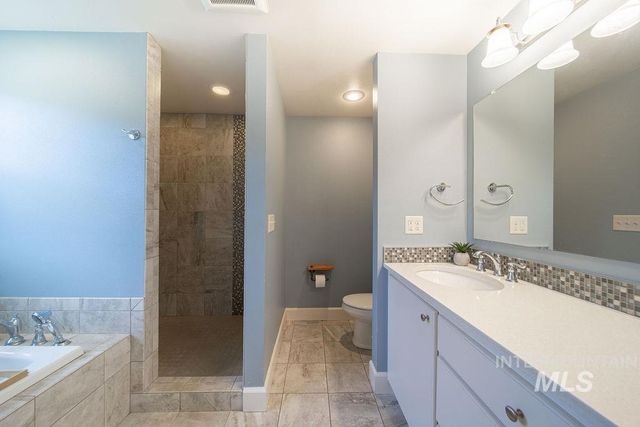 19809 Tammany Creek Rd, Lewiston, ID 83501