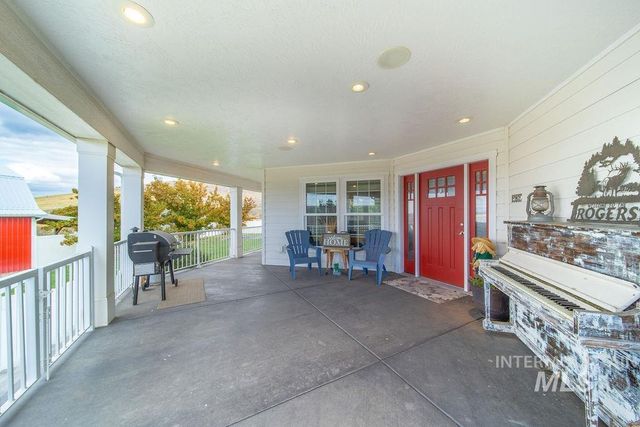 19809 Tammany Creek Rd, Lewiston, ID 83501