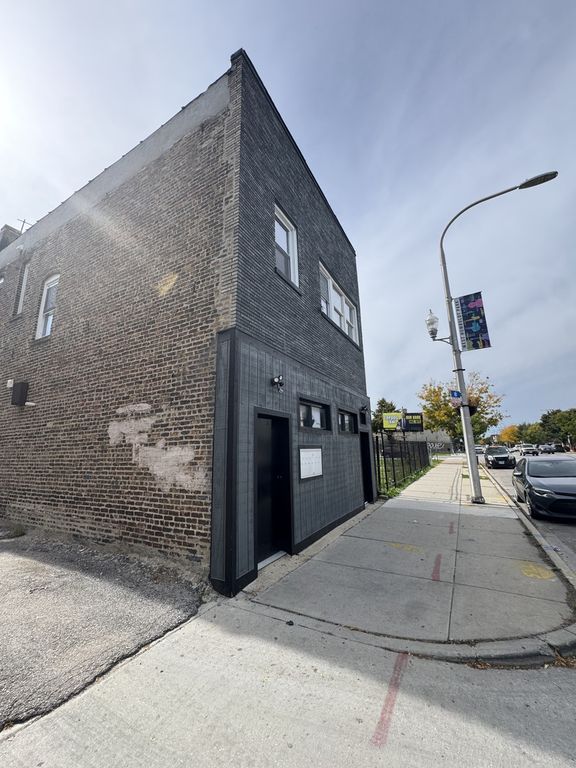 3447 W Chicago Avenue, Chicago, IL 60651 — photo 3