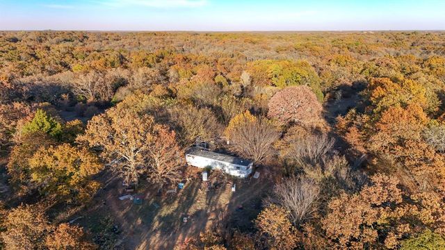 26559 White Oaks Lane, Tecumseh, OK 74873