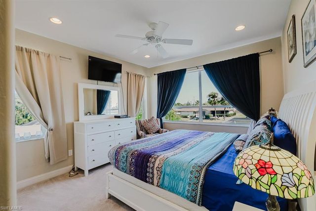 1827 SE 12th ST, Cape Coral, FL 33990