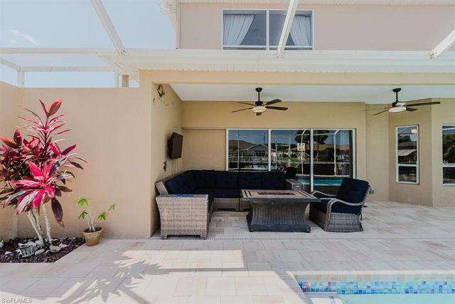 1827 SE 12th ST, Cape Coral, FL 33990