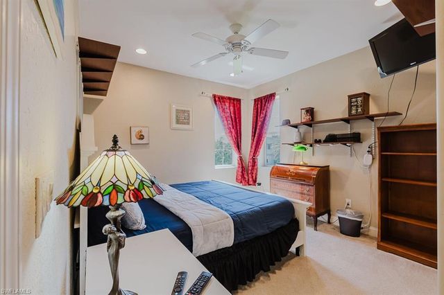 1827 SE 12th ST, Cape Coral, FL 33990