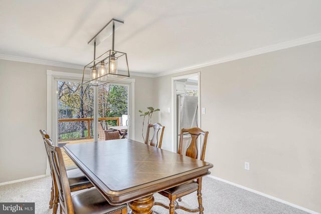 12805 POINT PLEASANT DR, Fairfax, VA 22033