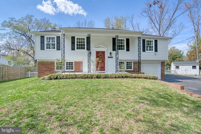 12805 POINT PLEASANT DR, Fairfax, VA 22033