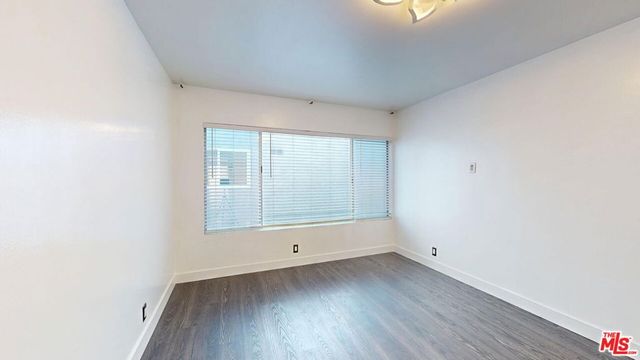 14335 Huston Street 113, Sherman Oaks, CA 91423