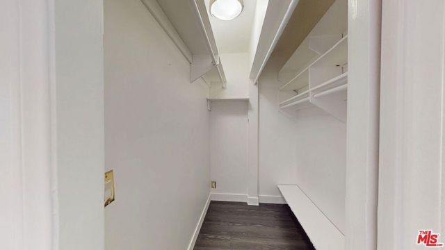 14335 Huston Street 113, Sherman Oaks, CA 91423