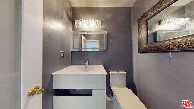 14335 Huston Street 113, Sherman Oaks, CA 91423