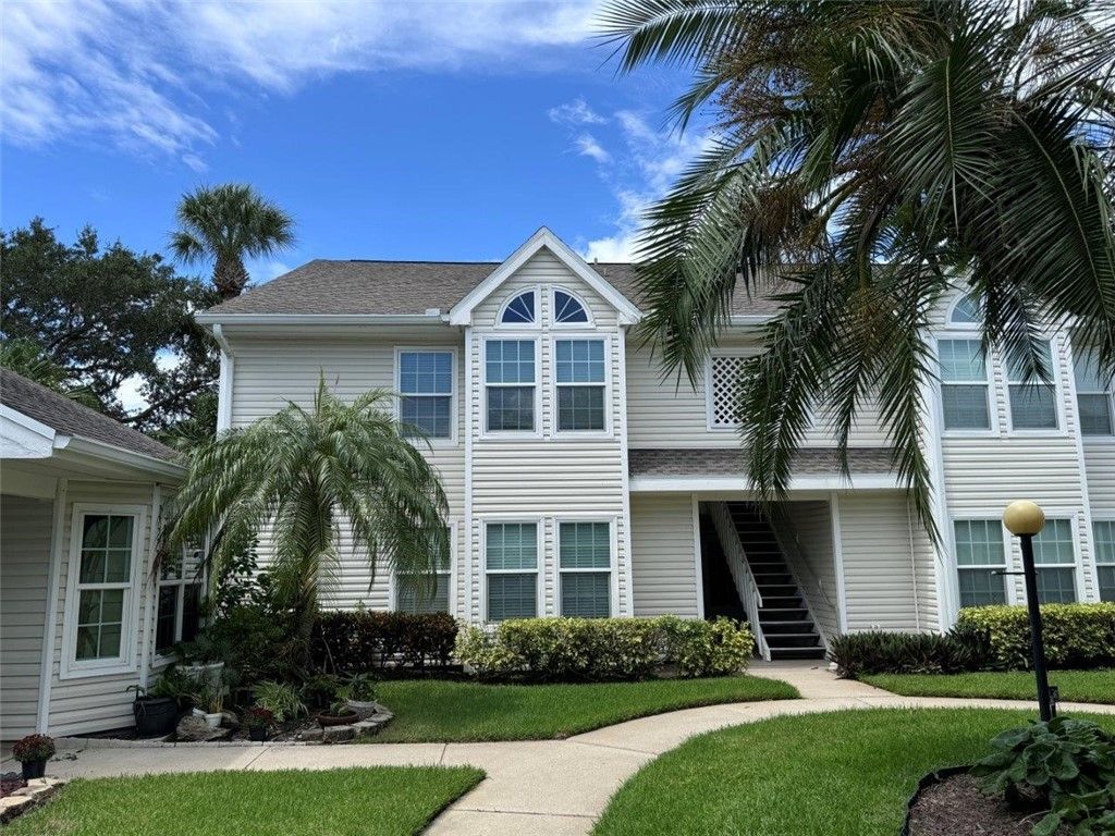 1965 Westminster Circle 3-4, Vero Beach, FL 32966