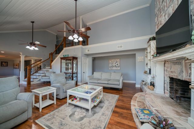 2285 Lansing Switch Rd, Longview, TX 75602