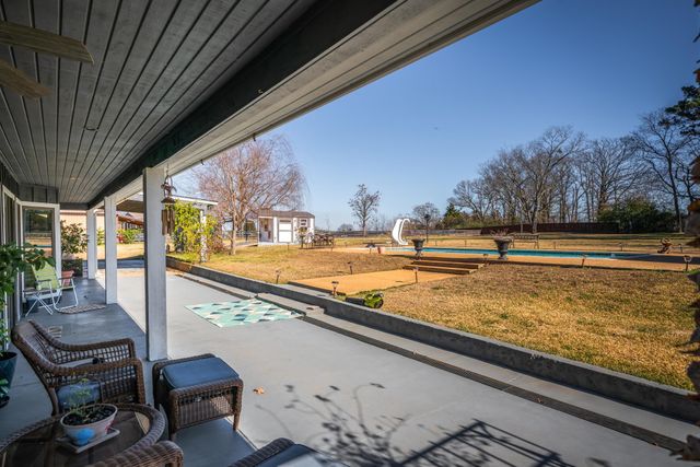 2285 Lansing Switch Rd, Longview, TX 75602