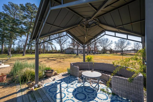 2285 Lansing Switch Rd, Longview, TX 75602