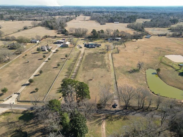 2285 Lansing Switch Rd, Longview, TX 75602