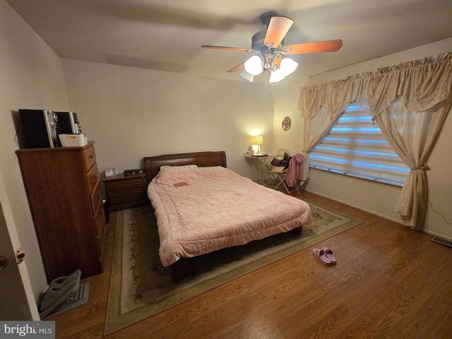 9 DUNMOOR CT S, Hamilton, NJ 08690