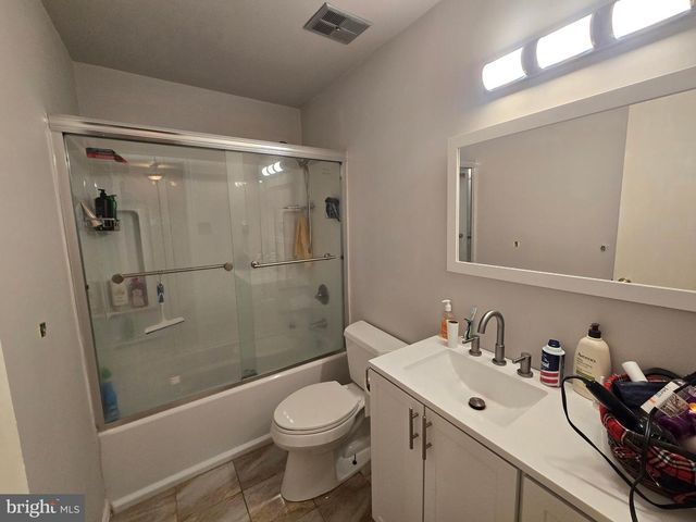 9 DUNMOOR CT S, Hamilton, NJ 08690