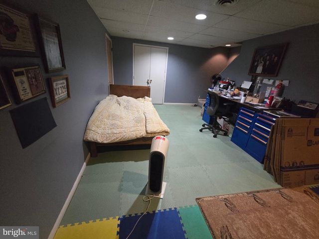 9 DUNMOOR CT S, Hamilton, NJ 08690