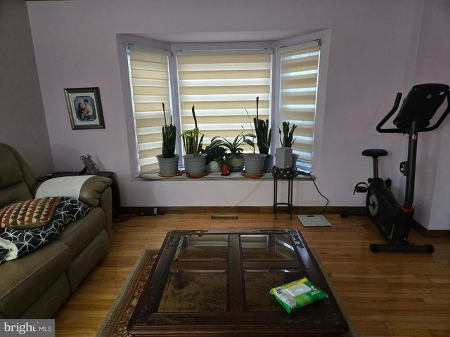 9 DUNMOOR CT S, Hamilton, NJ 08690