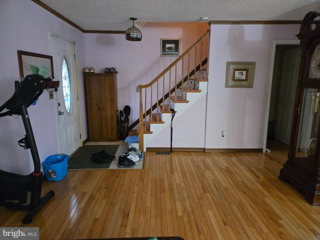 9 DUNMOOR CT S, Hamilton, NJ 08690